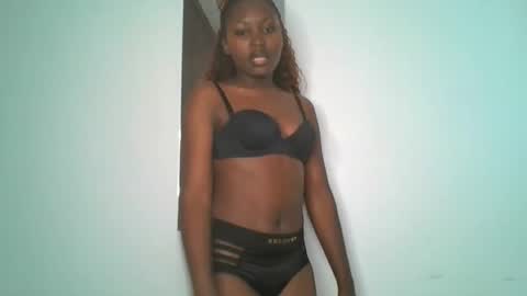 Snapshot of _cutestephanie chatting on October 24, 6:09 am STEPH online show from October 24, 6:09 am