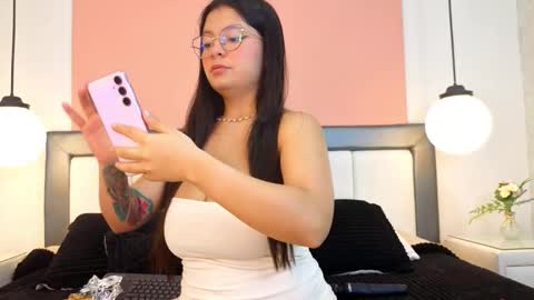 _danielamartinez online show from September 24, 4:39 pm