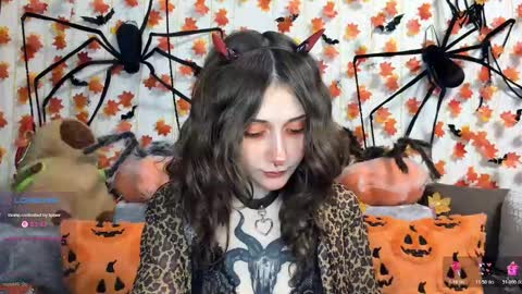 Kate online show from November 27, 7:50 pm