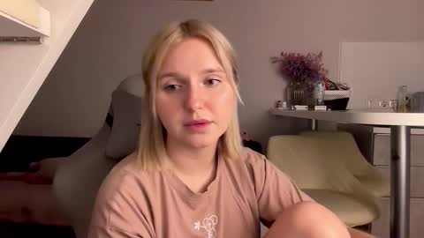 Ri   online show from November 4, 4:12 pm