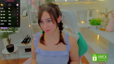 Lizzy  online show from December 26, 9:58 pm