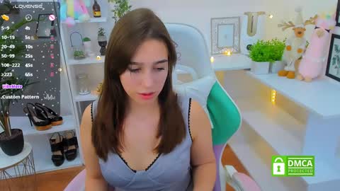 Lizzy  online show from December 14, 10:39 pm