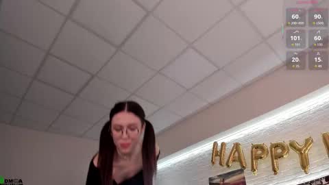 Snapshot of _emiliaa_ chatting on October 31, 3:08 am Milana online show from October 31, 3:08 am