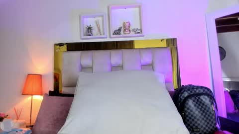 Isabella online show from October 4, 12:11 pm