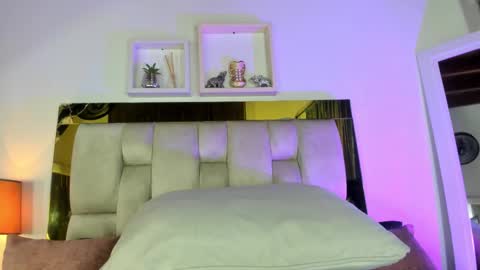 Isabella online show from October 15, 12:08 pm