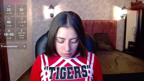 Emma online show from October 31, 4:44 pm