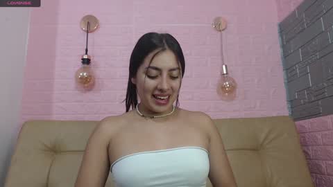 Emma online show from December 19, 7:07 pm
