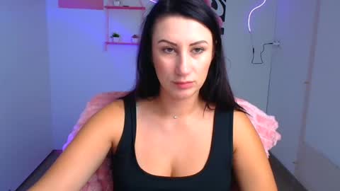 Emma online show from October 13, 11:35 am