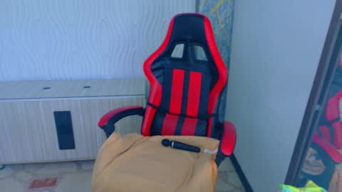 Emmaa Harper3 online show from October 23, 6:19 am