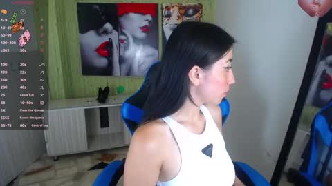 Emmaa Harper3 online show from December 21, 6:09 am