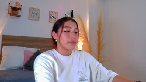 _emmacherry online show from June 30, 4:17 pm