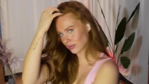 Kate  online show from September 23, 2:15 pm