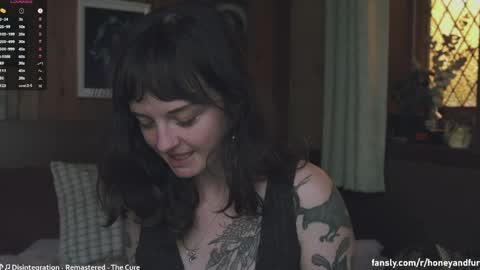 Jacqui  Queen goddess motorcycle mozzarella Jaq  next livestream see bio online show from April 29, 10:04 pm