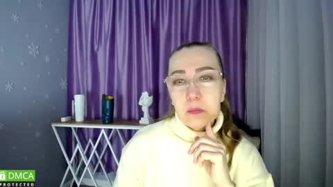 _greybunny_ online show from March 9, 8:29 am