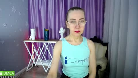 _greybunny_ online show from January 31, 9:05 am