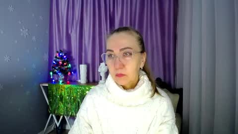 _greybunny_ online show from January 3, 10:20 am