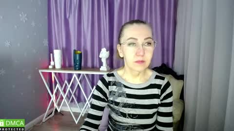 _greybunny_ online show from March 5, 6:23 am