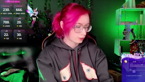 Snapshot of _helencarter chatting on December 28, 8:58 pm Helen Carter 3 Next stream 2330 MSC online show from December 28, 8:58 pm