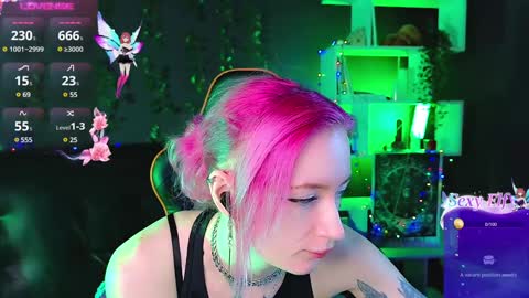 Snapshot of _helencarter chatting on January 26, 8:34 pm Helen Carter 3 Next stream 2330 MSC online show from January 26, 8:34 pm