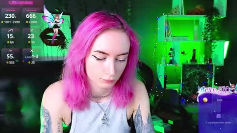 Snapshot of _helencarter chatting on February 10, 8:31 pm Helen Carter 3 Next stream 2330 MSC online show from February 10, 8:31 pm