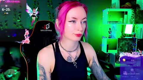 Snapshot of _helencarter chatting on January 19, 8:41 pm Helen Carter 3 Next stream 2330 MSC online show from January 19, 8:41 pm