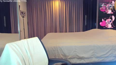 _hot_mia_1 online show from October 22, 2:44 pm