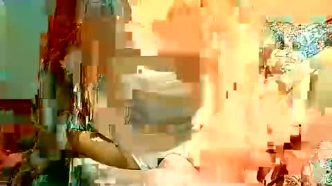 Snapshot of _hotzooey69_ chatting on December 13, 12:39 pm _hotzooey69_ online show from December 13, 12:39 pm