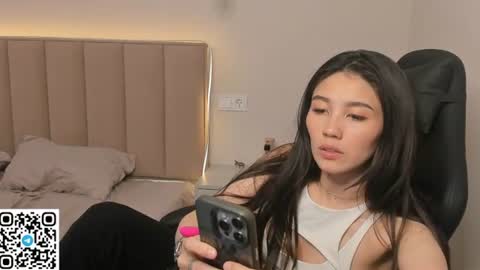 _iris_on_cam_ online show from July 11, 4:29 pm