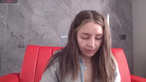 Snapshot of _isaabellaa chatting on October 2, 3:50 pm Isa online show from October 2, 3:50 pm