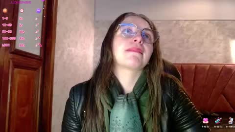 Snapshot of _isaabellaa chatting on October 24, 1:07 pm Isa online show from October 24, 1:07 pm
