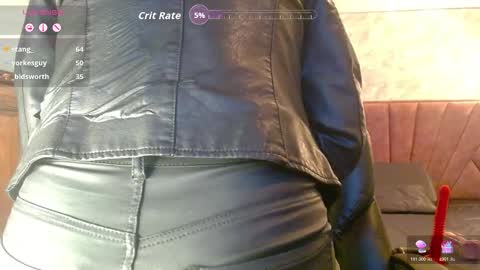 Snapshot of _isaabellaa chatting on October 21, 6:34 pm Isa online show from October 21, 6:34 pm