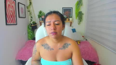 Snapshot of _ivanna11_ chatting on January 18, 6:32 pm Ivanna online show from January 18, 6:32 pm