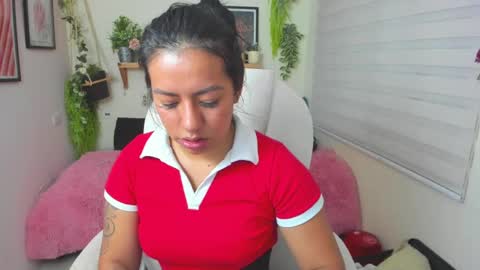 Snapshot of _ivanna11_ chatting on January 22, 6:10 pm Ivanna online show from January 22, 6:10 pm