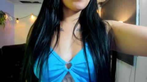 Snapshot of _ivanna11_ chatting on January 31, 2:15 am Ivanna online show from January 31, 2:15 am