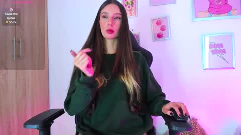 Snapshot of _ivanna_volk chatting on September 14, 4:10 am Ivanna online show from September 14, 4:10 am