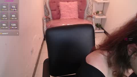 Snapshot of _ivi chatting on January 23, 8:13 pm vivi online show from January 23, 8:13 pm