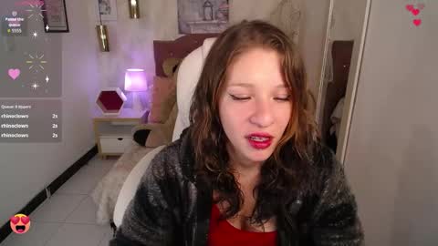 Snapshot of _ivi chatting on September 9, 8:08 pm vivi online show from September 9, 8:08 pm