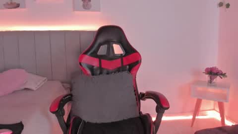 Snapshot of _janiis_ chatting on October 9, 11:31 pm jannis  online show from October 9, 11:31 pm