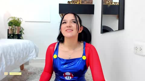    online show from January 7, 7:28 pm