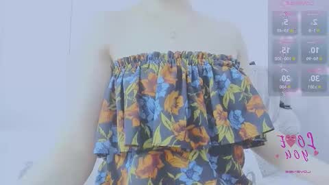 Snapshot of _joly_ chatting on October 9, 5:33 am Joly online show from October 9, 5:33 am