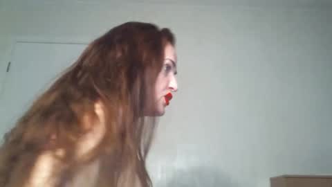 Snapshot of _kapelka_ chatting on January 31, 8:33 pm KAPELKA   online show from January 31, 8:33 pm