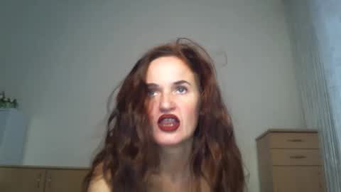 Snapshot of _kapelka_ chatting on January 11, 7:17 am KAPELKA   online show from January 11, 7:17 am