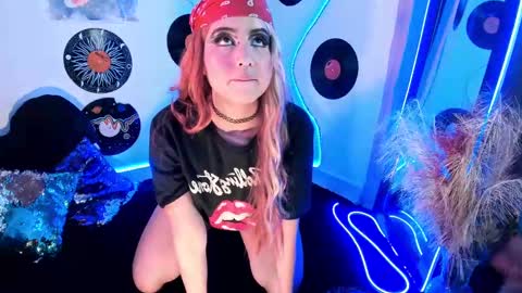 Snapshot of _karine01 chatting on February 28, 3:37 am _karine01 online show from February 28, 3:37 am