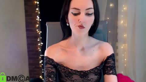 Snapshot of _karolina chatting on February 10, 3:53 pm karolina online show from February 10, 3:53 pm