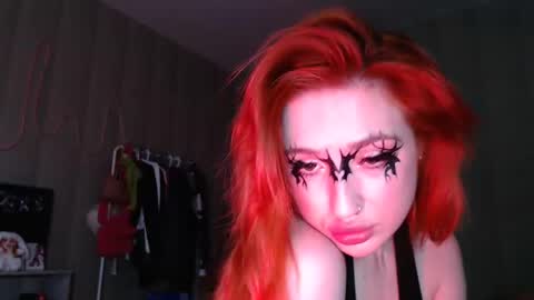 Snapshot of _katemiller_ chatting on January 7, 10:22 am katemiller online show from January 7, 10:22 am