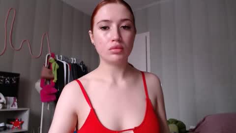 Snapshot of _katemiller_ chatting on January 8, 7:03 am katemiller online show from January 8, 7:03 am