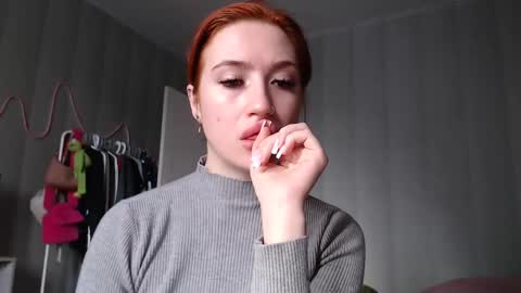 Snapshot of _katemiller_ chatting on December 27, 5:31 am katemiller online show from December 27, 5:31 am