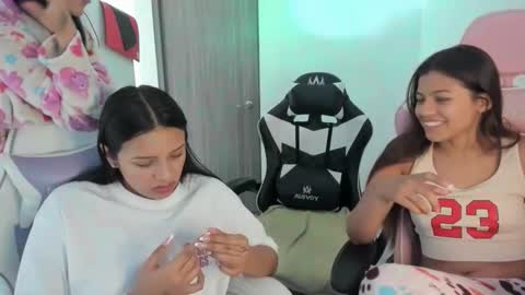 khloe sweet online show from October 31, 4:22 pm