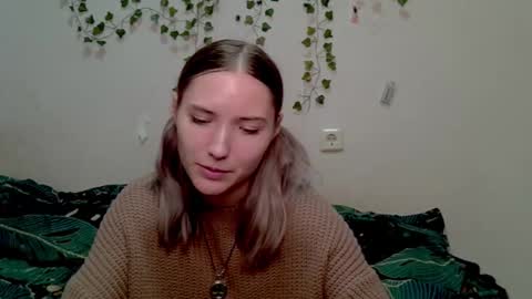 Snapshot of _kikiclark_ chatting on October 24, 9:11 pm _kikiclark_ online show from October 24, 9:11 pm