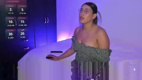  kloee  online show from September 18, 11:58 pm